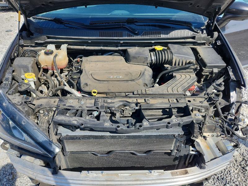 67070826 :رقم المزاد ، 2C4RC1EG9JR288182 vin ، 2018 Chrysler Pacifica مزاد بيع