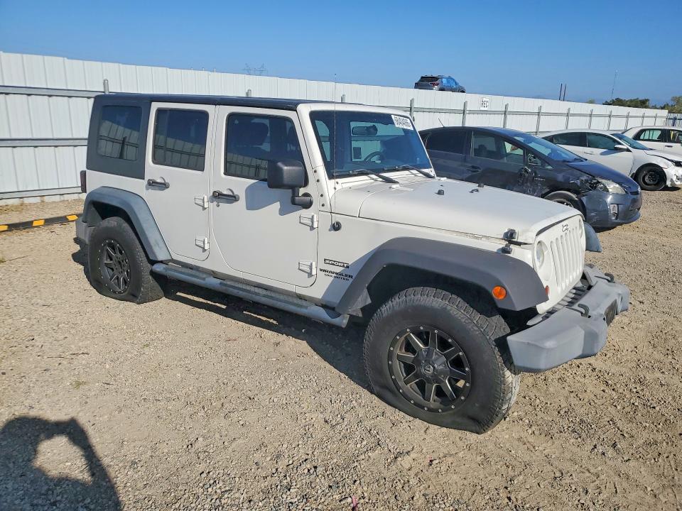 68404066 :رقم المزاد ، 1J4BA3H13AL183859 vin ، 2010 Jeep Wrangler Unlimited مزاد بيع