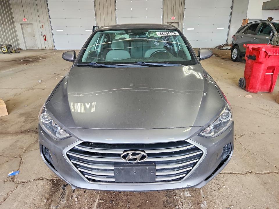 68204176 :رقم المزاد ، 5NPD84LF4JH296100 vin ، 2018 Hyundai Elantra مزاد بيع