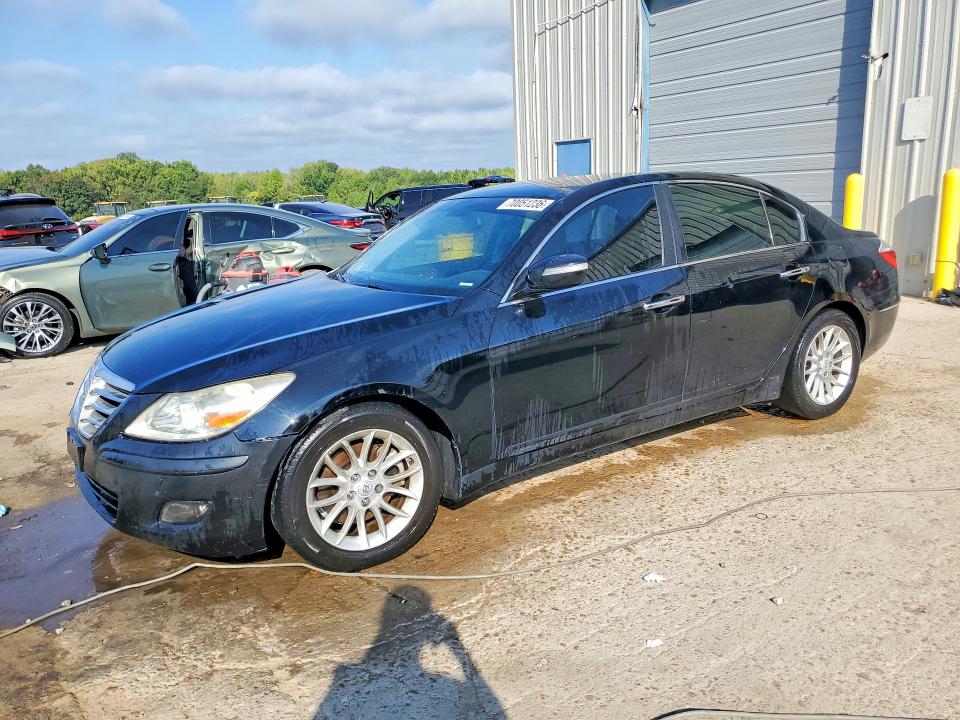 Auction sale of the 2010 Hyundai Genesis, vin: KMHGC4DE2AU074853, lot number: 70051236