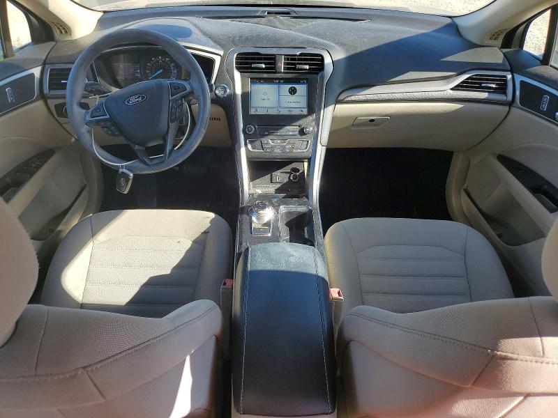 67521406 :رقم المزاد ، 3FA6P0H71JR132912 vin ، 2018 Ford Fusion مزاد بيع