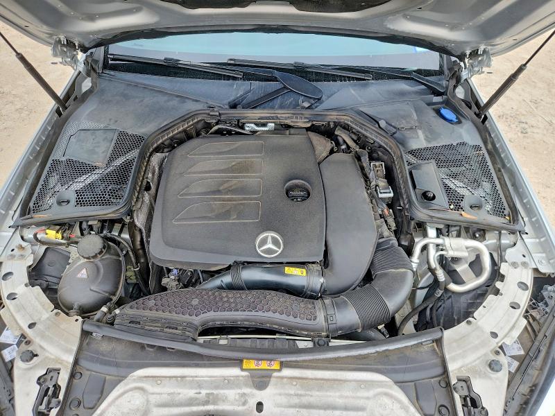 67332946 :رقم المزاد ، WDDWJ8EB2LF945457 vin ، 2020 Mercedes-benz C مزاد بيع