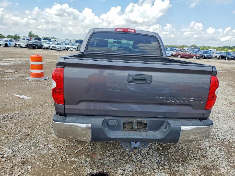 Продажа на аукционе авто 2017 Toyota Tundra, vin: 5TFEM5F12HX119954, номер лота: 69246296