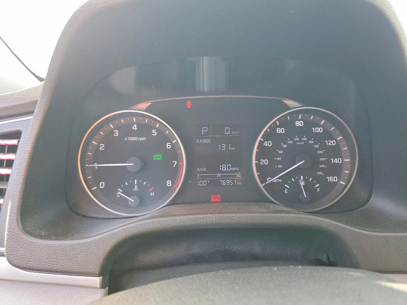 67334976 :رقم المزاد ، 5NPD74LF9JH345620 vin ، 2018 Hyundai Elantra مزاد بيع