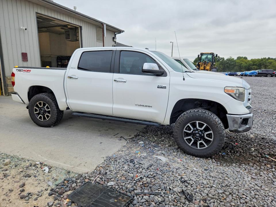 Продаж на аукціоні авто 2018 Toyota Tundra, vin: 5TFHW5F11JX749056, номер лоту: 70063116