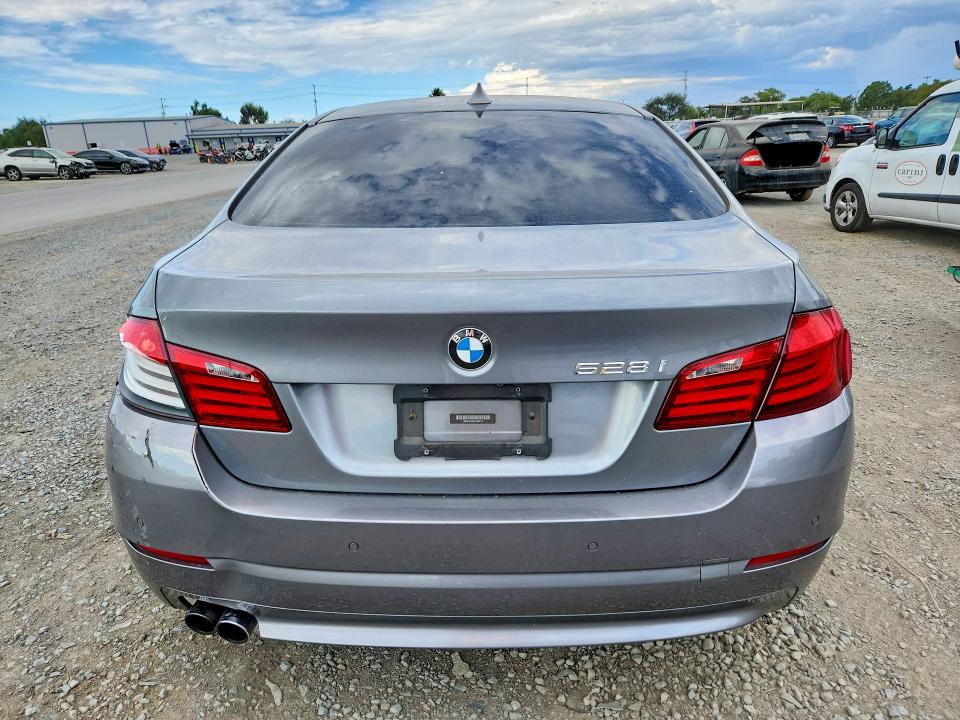 68043686 :رقم المزاد ، WBAXG5C59CDX04125 vin ، 2012 Bmw 528 مزاد بيع