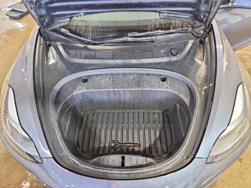 70737136 :رقم المزاد ، 5YJ3E1EA9NF369728 vin ، 2022 Tesla Model 3 مزاد بيع