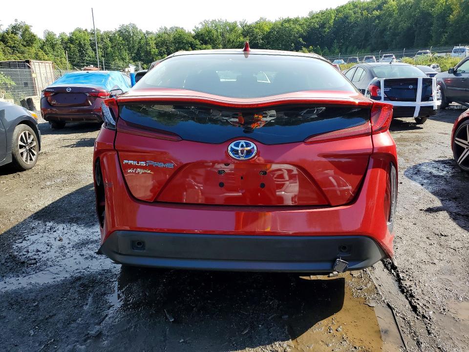 70289756 :رقم المزاد ، JTDKARFP1L3156307 vin ، 2020 Toyota Prius Prime مزاد بيع