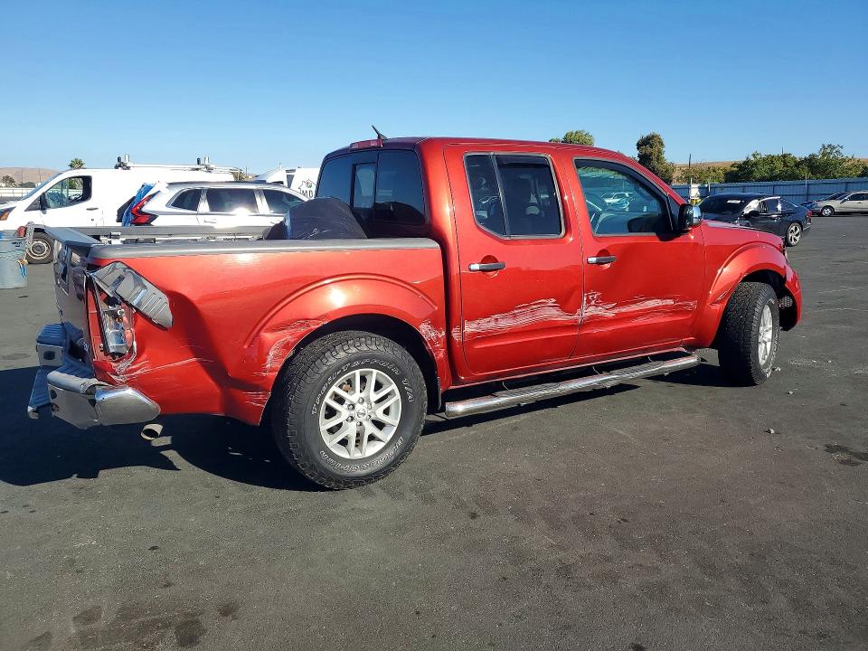 68693186 :رقم المزاد ، 1N6AD0ER4FN768329 vin ، 2015 Nissan Frontier مزاد بيع