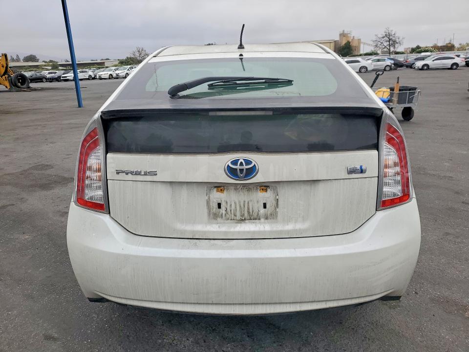 69801086 :رقم المزاد ، JTDKN3DU2D1686728 vin ، 2013 Toyota Prius مزاد بيع