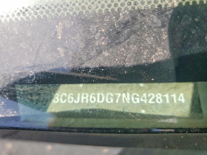 67414936 :رقم المزاد ، 3C6JR6DG7NG428114 vin ، 2022 Ram 1500 Classic مزاد بيع