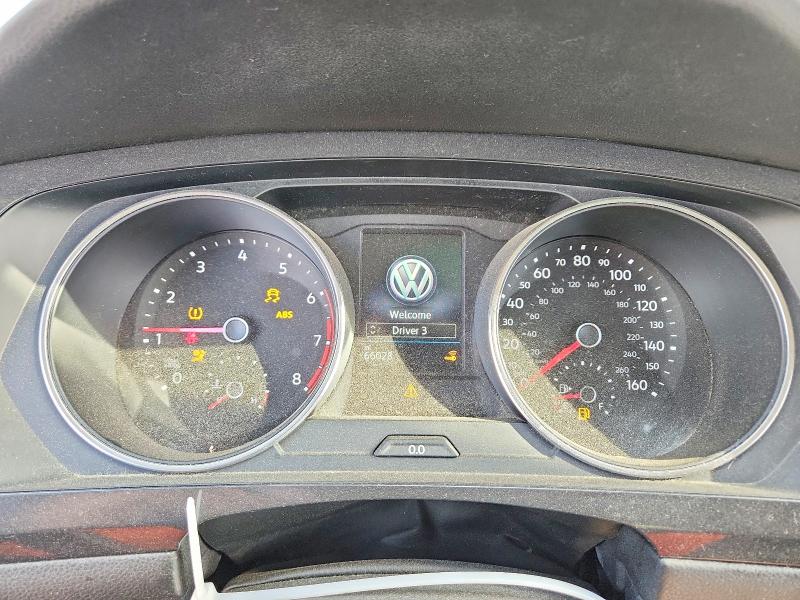 65601546 :رقم المزاد ، 3VV2B7AXXJM052842 vin ، 2018 Volkswagen Tiguan مزاد بيع