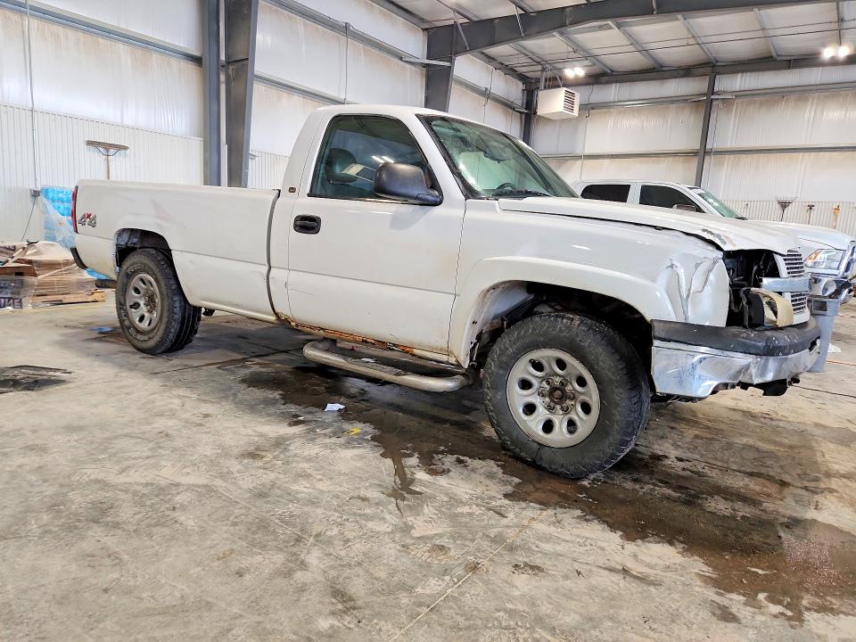 2005 Chevrolet Silverado მანქანა იყიდება აუქციონზე, vin: 1GCEK14V55Z223052, აუქციონის ნომერი: 68945996