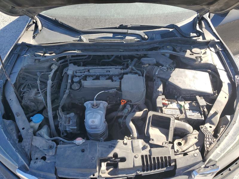 68693606 :رقم المزاد ، 1HGCR2F52FA239006 vin ، 2015 Honda Accord مزاد بيع
