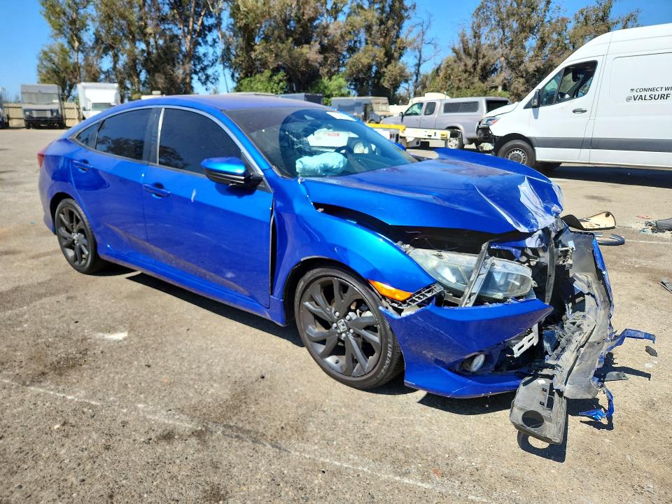 67540116 :رقم المزاد ، 19XFC2F86KE215192 vin ، 2019 Honda Civic مزاد بيع