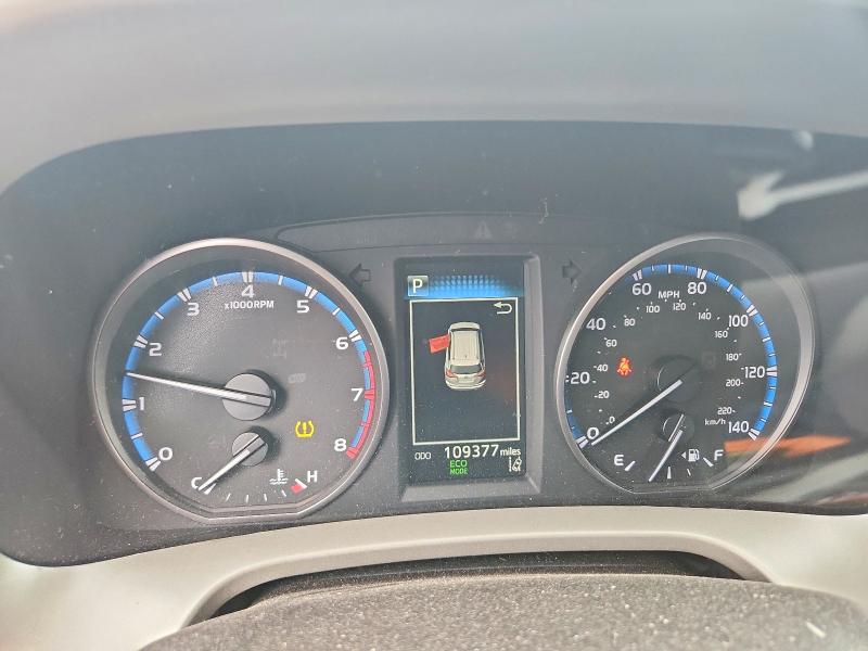 70139106 :رقم المزاد ، 2T3RFREV4HW571724 vin ، 2017 Toyota Rav4 مزاد بيع
