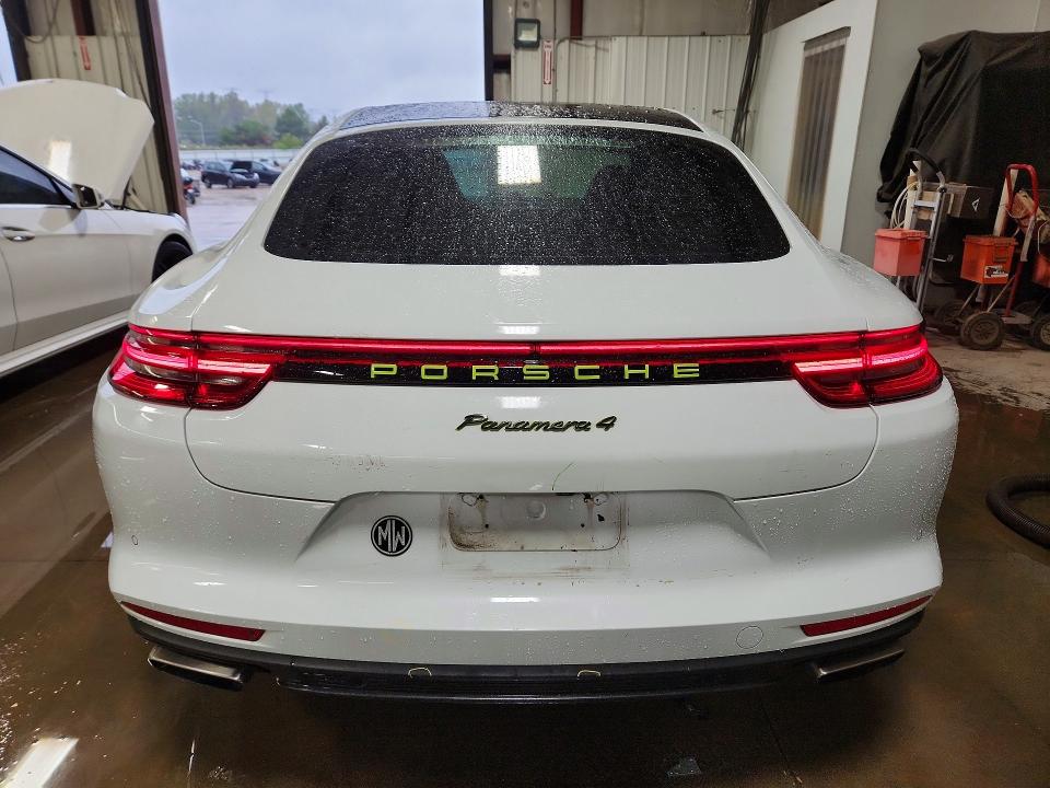 70861896 :رقم المزاد ، WP0AE2A70LL130828 vin ، 2020 Porsche Panamera مزاد بيع