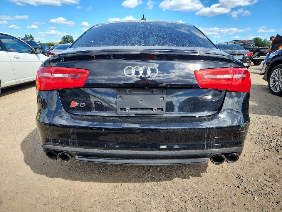 68932756 :رقم المزاد ، WAUF2CFC4EN044484 vin ، 2014 Audi S6 مزاد بيع