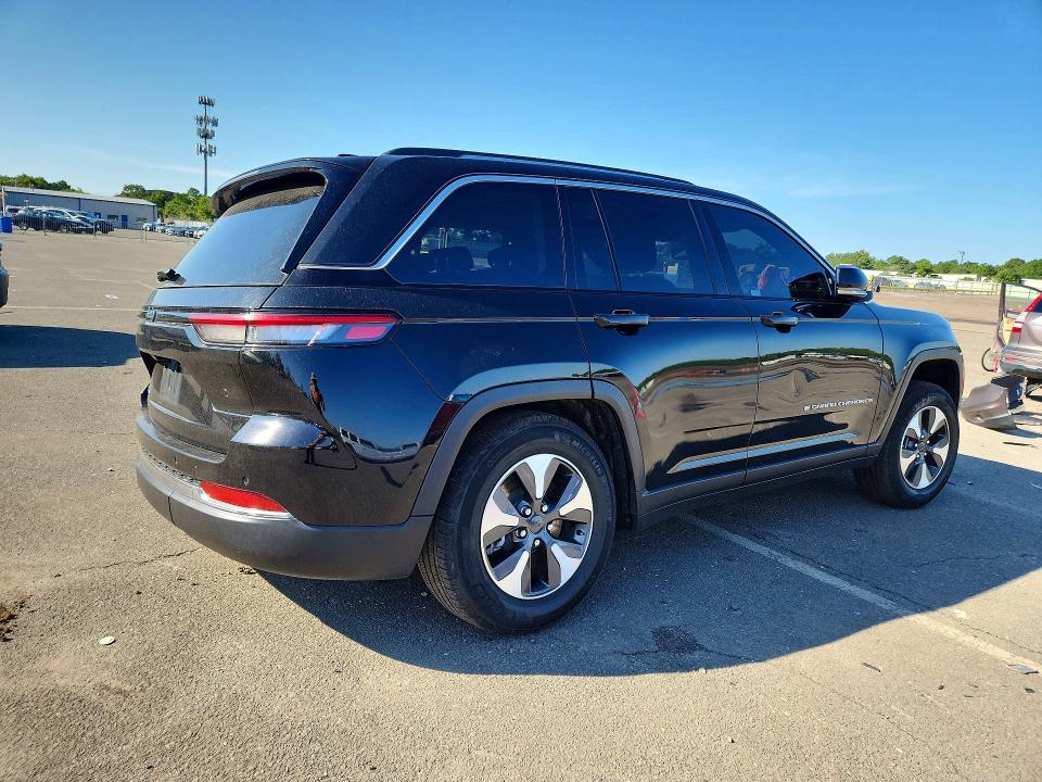 67350596 :رقم المزاد ، 1C4RJYB60PC626189 vin ، 2023 Jeep Grand Cherokee مزاد بيع