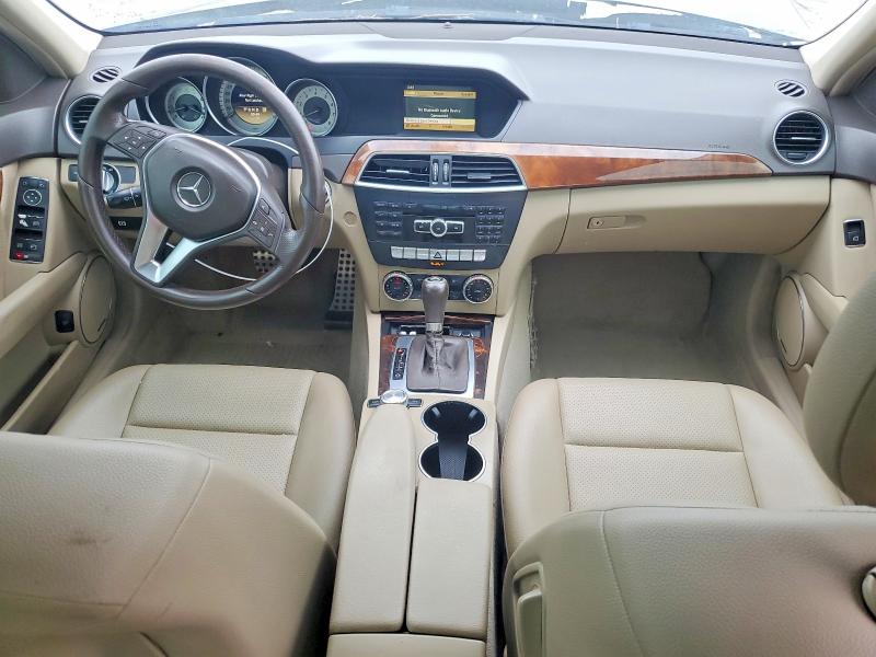 Продажа на аукционе авто 2012 Mercedes-benz C, vin: WDDGF8BB1CR228010, номер лота: 68822846