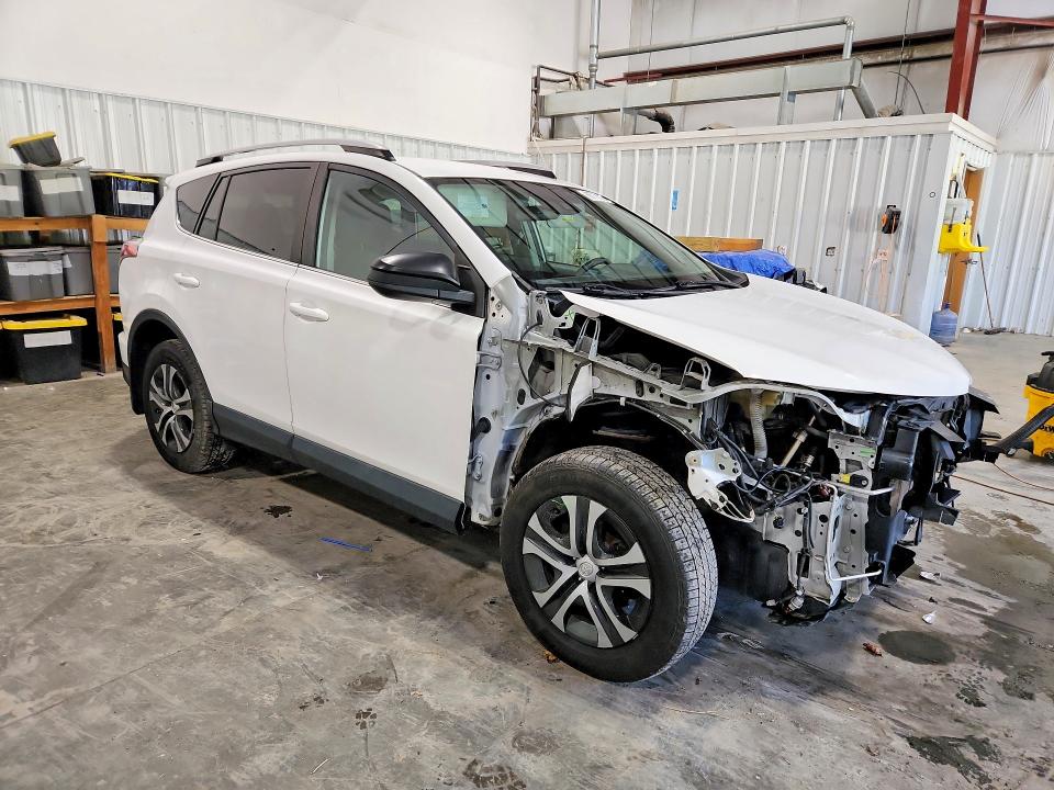 Продажа на аукционе авто 2018 Toyota Rav4, vin: 2T3BFREV4JW851800, номер лота: 68778116