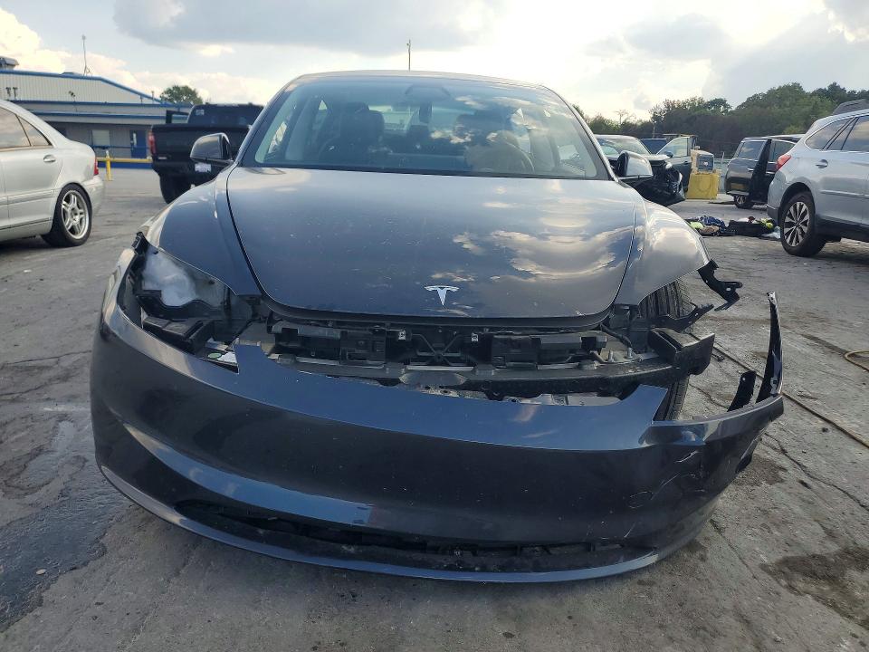 Продаж на аукціоні авто 2025 Tesla Model 3, vin: 5YJ3E1EA2SF070478, номер лоту: 68935676
