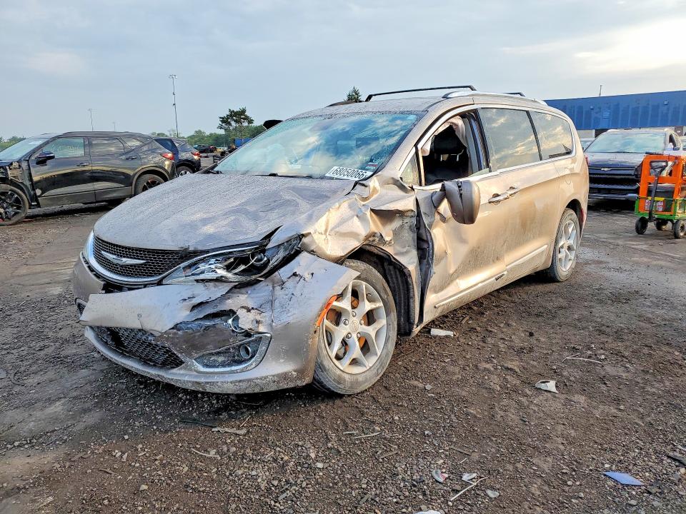 Aukcja sprzedaży 2017 Chrysler Pacifica, vin: 2C4RC1EG4HR684143, numer aukcji: 68050066