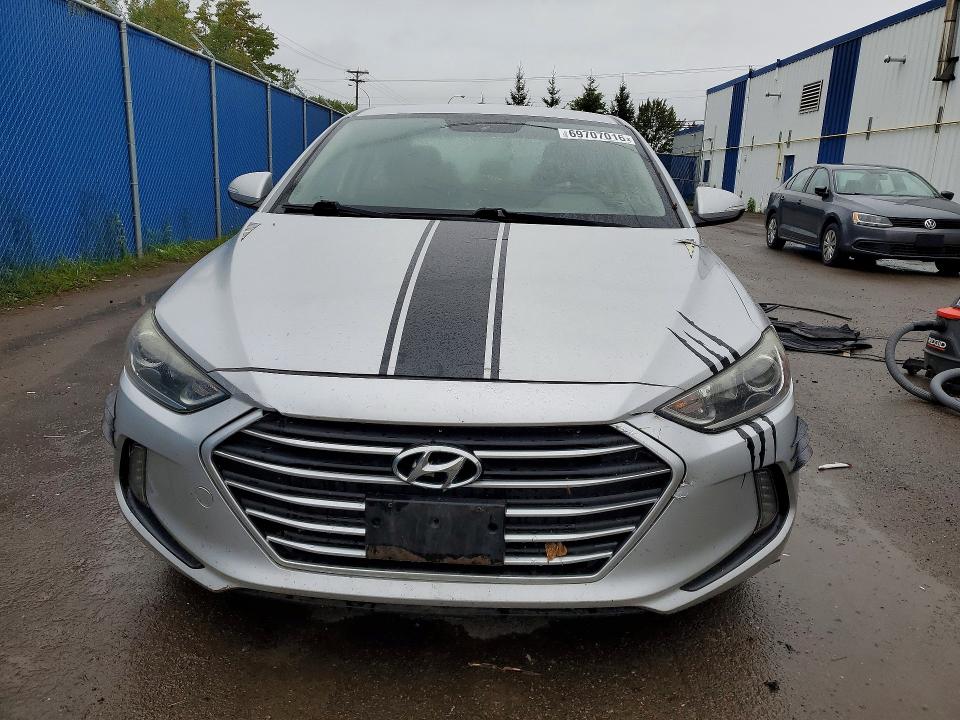 69707016 :رقم المزاد ، KMHD84LF2HU154243 vin ، 2017 Hyundai Elantra مزاد بيع