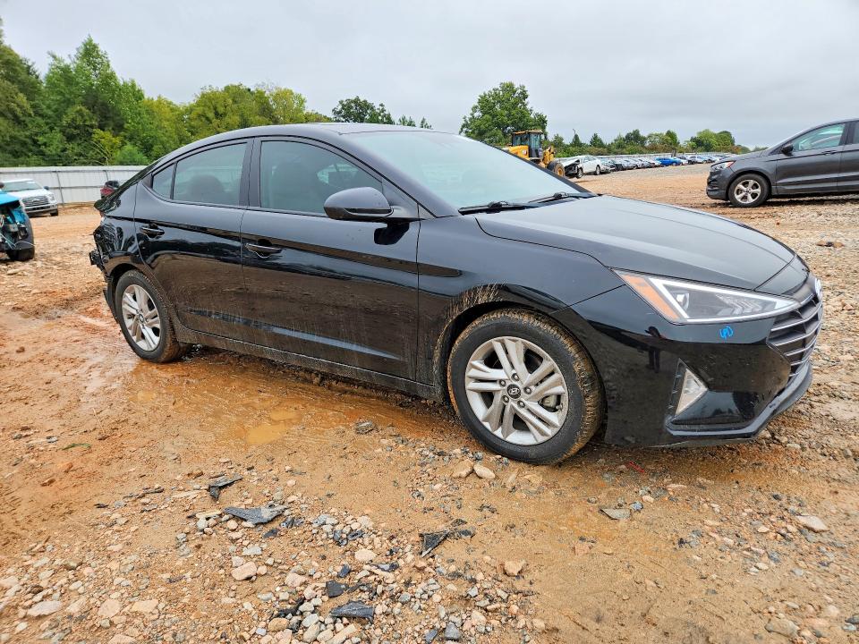 70024446 :رقم المزاد ، KMHD84LF7LU918631 vin ، 2020 Hyundai Elantra مزاد بيع