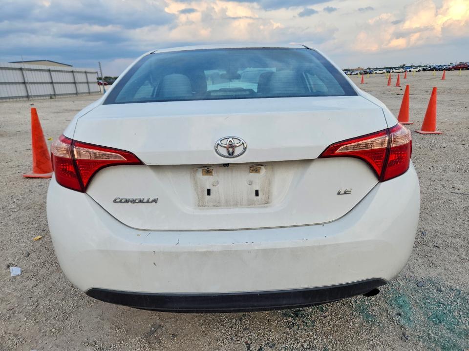 Aukcja sprzedaży 2017 Toyota Corolla, vin: 5YFBURHE4HP657032, numer aukcji: 69937826