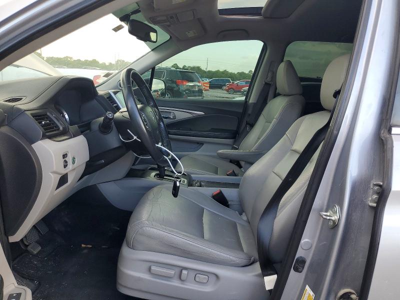 68852646 :رقم المزاد ، 5FNYF5H58JB000670 vin ، 2018 Honda Pilot مزاد بيع