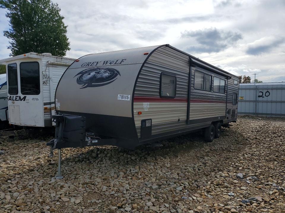 Продажа на аукционе авто 2018 Cherokee By Forest R Gray Wolf, vin: 4X4TCKB21JK052347, номер лота: 71061416