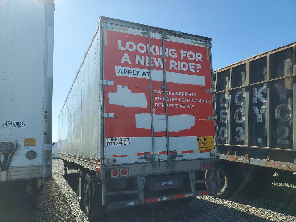 66833166 :رقم المزاد ، 1UYVS2485GU427402 vin ، 2016 Utility Trailer Vsra Reefe مزاد بيع