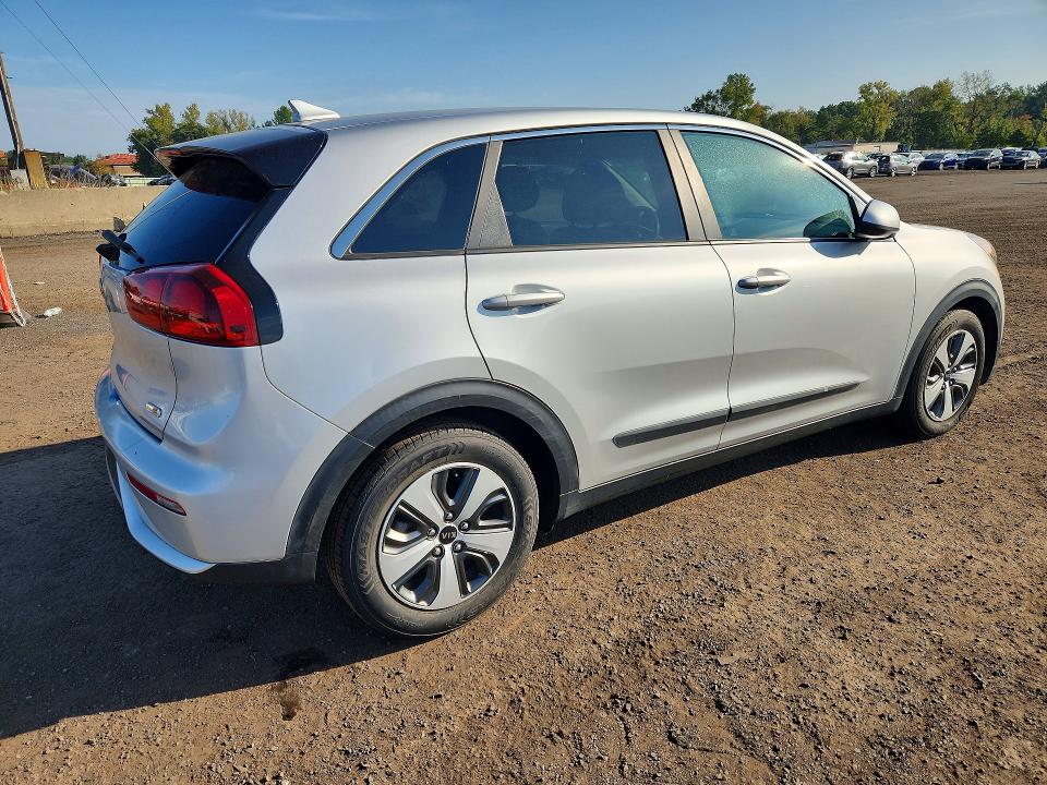 2017 Kia Niro მანქანა იყიდება აუქციონზე, vin: KNDCB3LC7H5047877, აუქციონის ნომერი: 69248736