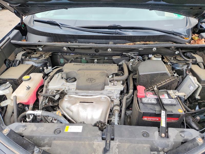 69518356 :رقم المزاد ، 2T3ZFREV7JW502905 vin ، 2018 Toyota Rav4 مزاد بيع