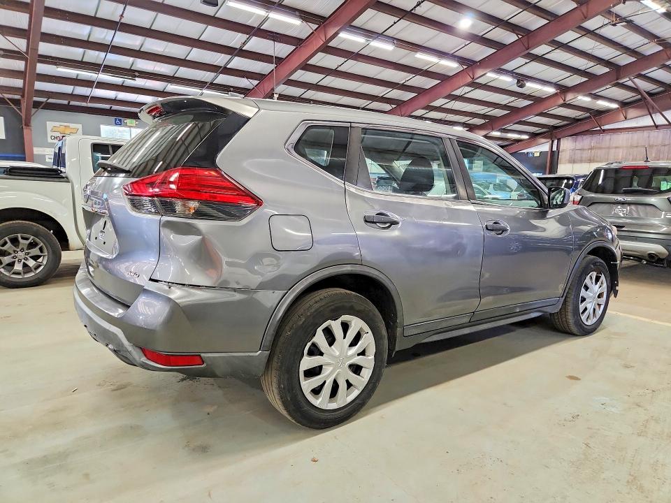 Auction sale of the 2017 Nissan Rogue, vin: KNMAT2MV4HP532206        , lot number: 69323136