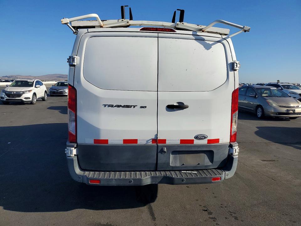 68436376 :رقم المزاد ، 1FTYE1YM9GKB52178 vin ، 2016 Ford Transit مزاد بيع