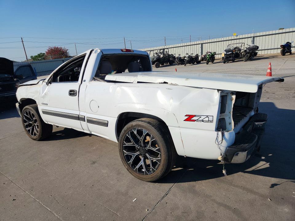 Продаж на аукціоні авто 2000 Chevrolet Silverado, vin: 1GCEK14T8YZ333094, номер лоту: 67870426
