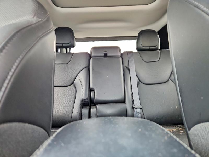 Продажа на аукционе авто 2019 Jeep Cherokee, vin: 1C4PJMDX1KD418718, номер лота: 67444976