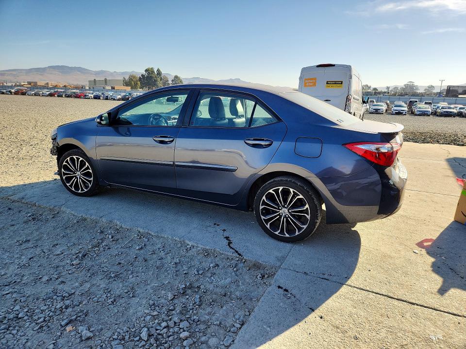 Продаж на аукціоні авто 2015 Toyota Corolla, vin: 5YFBURHE6FP339040, номер лоту: 70345046