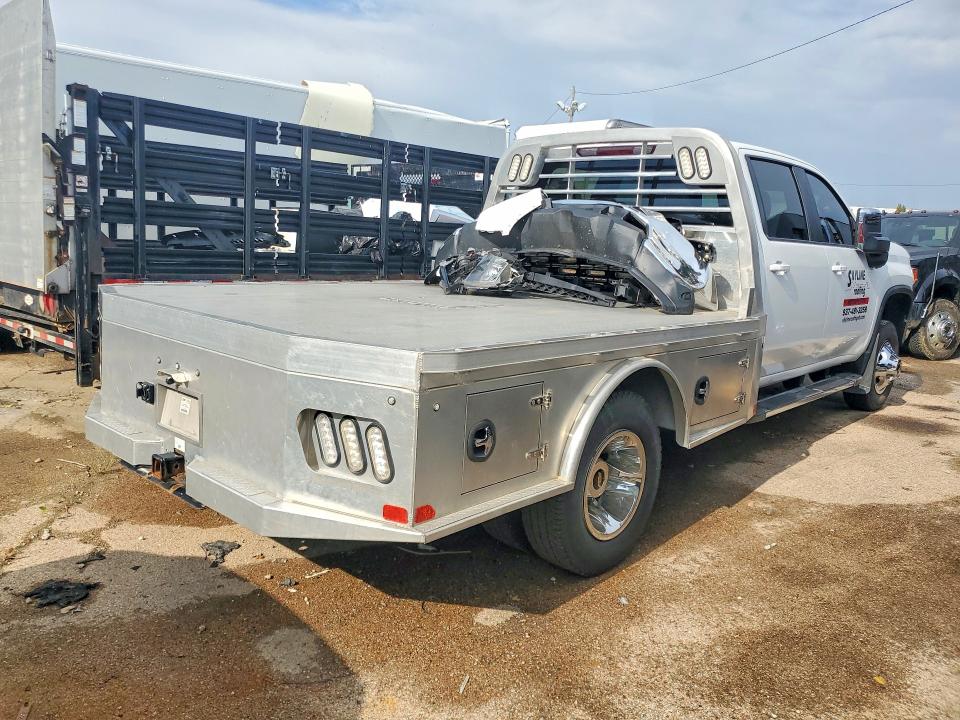 68742786 :رقم المزاد ، 1GB4YTEYXNF241938 vin ، 2022 Chevrolet Silverado مزاد بيع