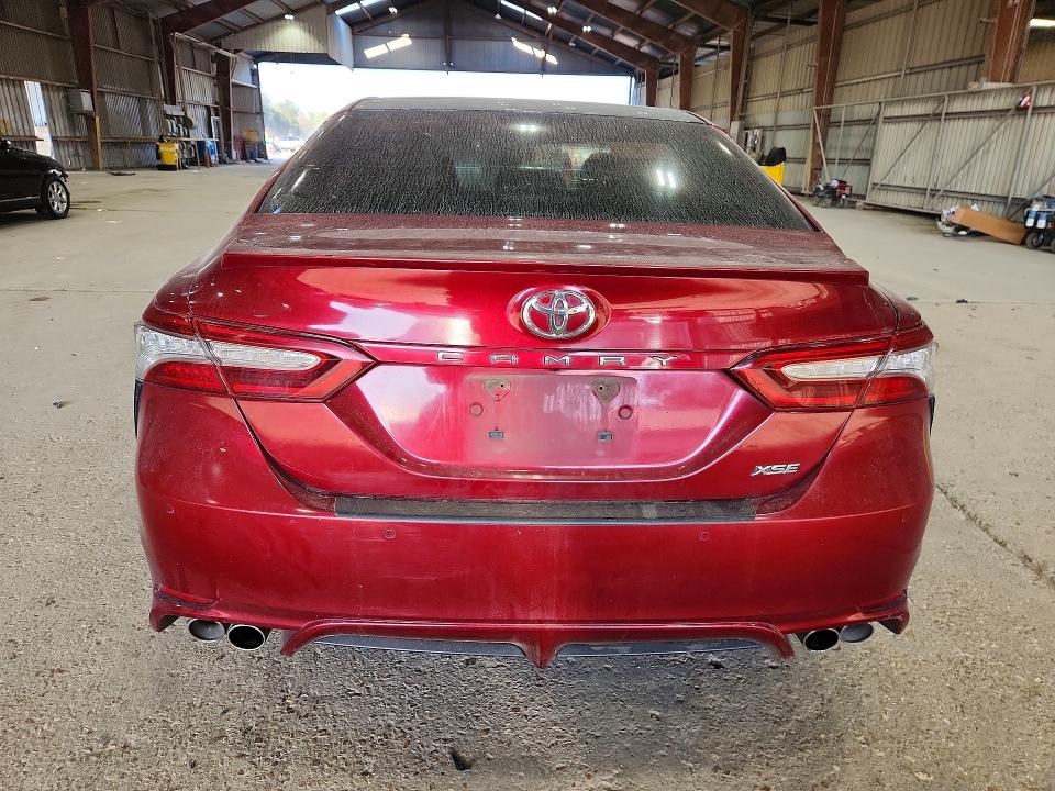 Aukcja sprzedaży 2018 Toyota Camry, vin: 4T1B61HK8JU578873, numer aukcji: 69737266