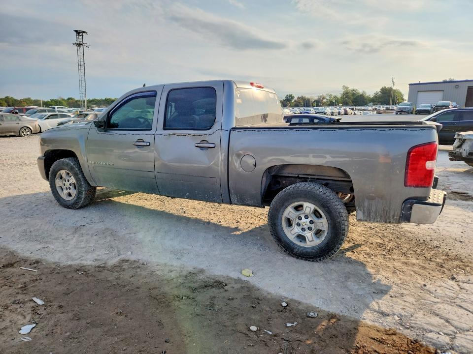 69811386 :رقم المزاد ، 2GCEC13J371541937 vin ، 2007 Chevrolet Silverado مزاد بيع