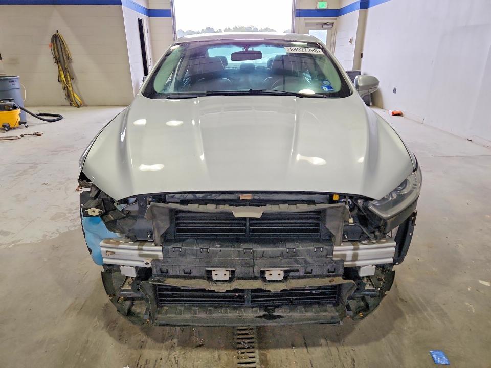 2013 Ford Fusion მანქანა იყიდება აუქციონზე, vin: 3FA6P0LU5DR218077, აუქციონის ნომერი: 69927296