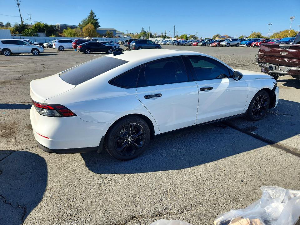 2025 Honda Accord მანქანა იყიდება აუქციონზე, vin: 1HGCY1F40SA018969, აუქციონის ნომერი: 68061446
