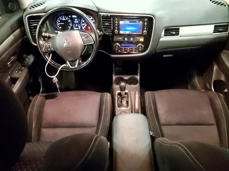 68940826 :رقم المزاد ، JA4AZ3A37GZ010884 vin ، 2016 Mitsubishi Outlander مزاد بيع