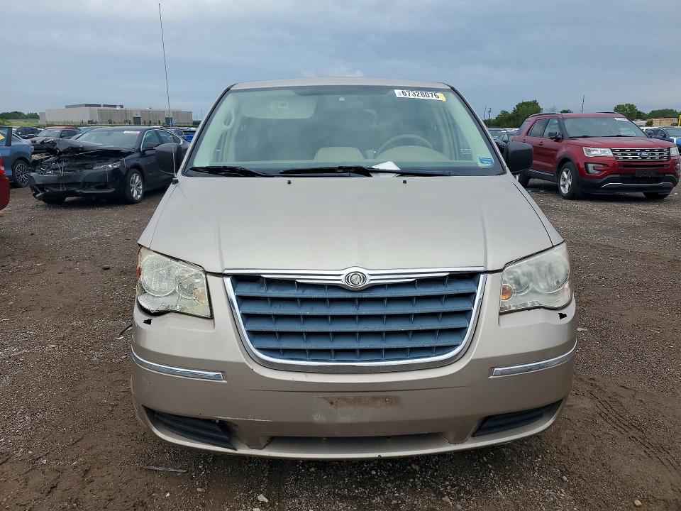 67328076 :رقم المزاد ، 2A8HR44H48R781759 vin ، 2008 Chrysler Town & Country مزاد بيع