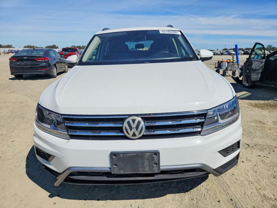 Aukcja sprzedaży 2018 Volkswagen Tiguan, vin: 3VV3B7AX3JM214587, numer aukcji: 68186306