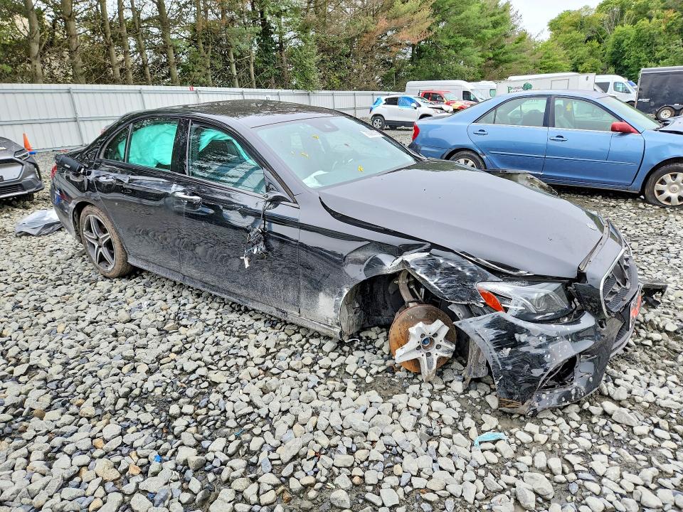 2018 Mercedes-benz E მანქანა იყიდება აუქციონზე, vin: WDDZF4KB5JA399548, აუქციონის ნომერი: 70090716