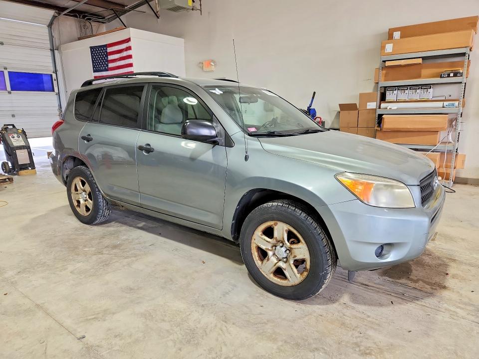 69905826 :رقم المزاد ، JTMBD33V476032642 vin ، 2007 Toyota Rav4 مزاد بيع